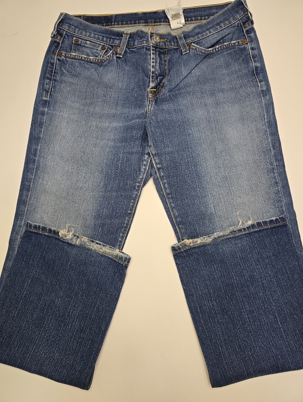 Lucky Brand Cropped Distressed Blue Jeans